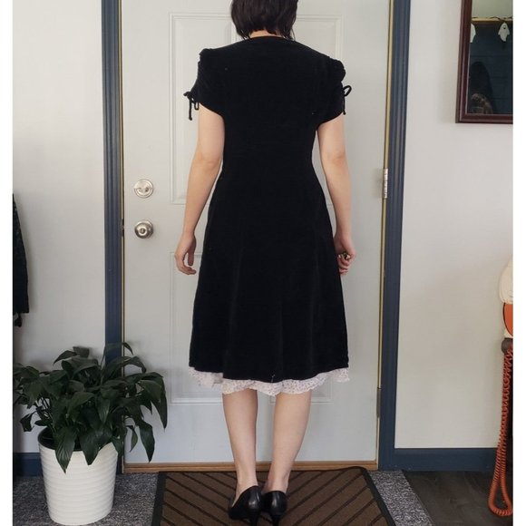 50s Black Velvet Party Dress - Picture 3 of 5